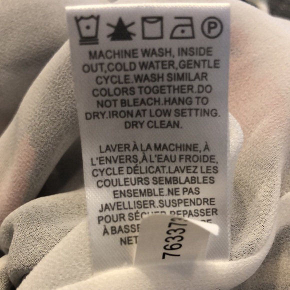 RW&co top size small - Picture 4 of 5